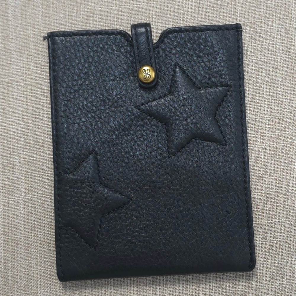 HOBO Passport Wallet Black Pebbled Leather Star Applique Slim Card Case  Snap